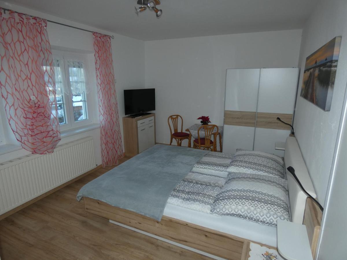 Gaestezimmer Gombotz Etmissl Extérieur photo